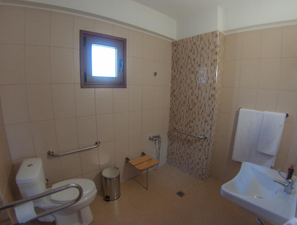 Ianthi Maisonettes Nea Roda Exterior foto